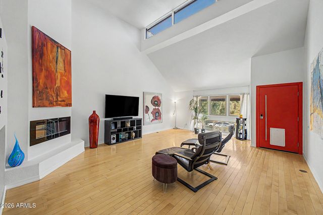 4842 N 74TH Street, Scottsdale, AZ 85251