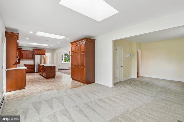 736 OLD SKIPPACK RD, Harleysville, PA 19438