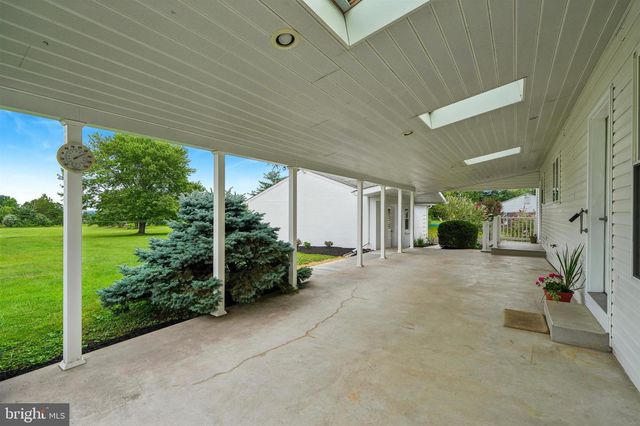 736 OLD SKIPPACK RD, Harleysville, PA 19438