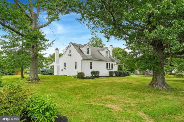 736 OLD SKIPPACK RD, Harleysville, PA 19438
