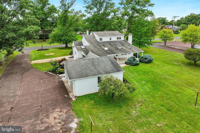 736 OLD SKIPPACK RD, Harleysville, PA 19438