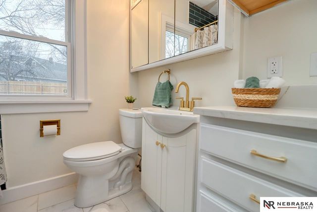 1621 Harrison Avenue, Lincoln, NE 68502