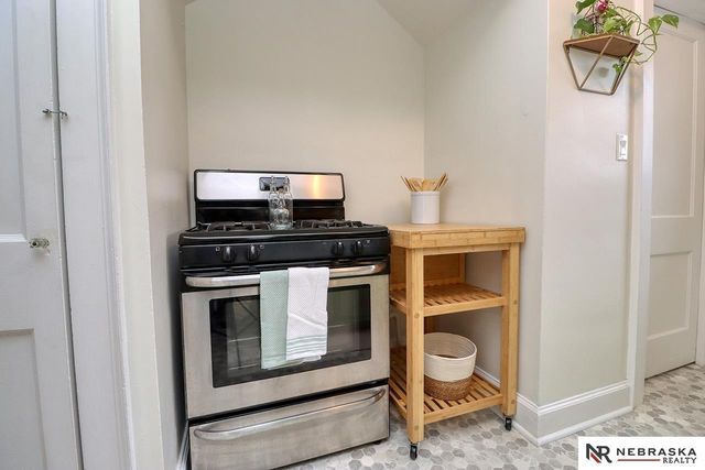 1621 Harrison Avenue, Lincoln, NE 68502