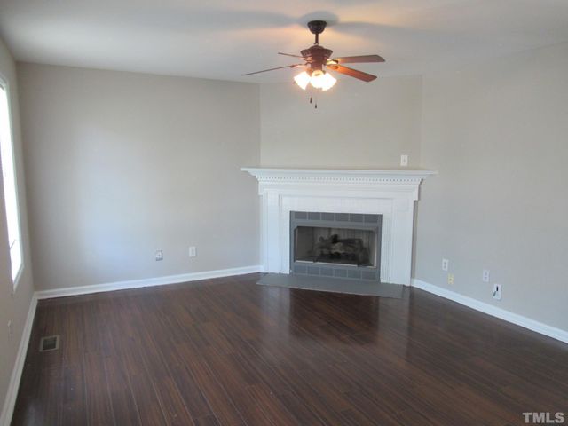 324 Springside Drive, Holly Springs, NC 27540