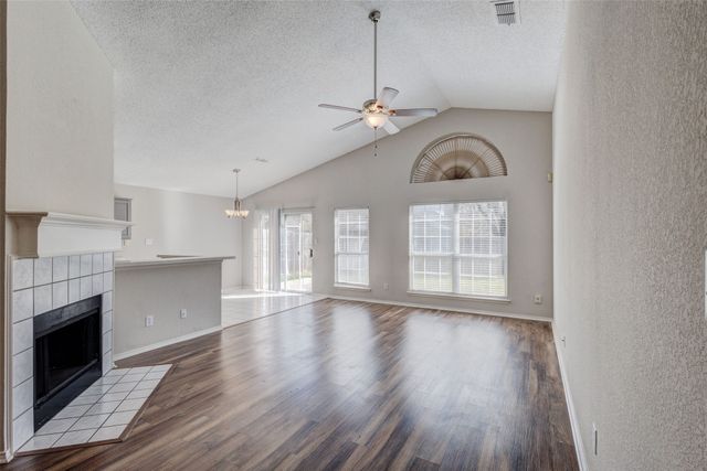 9028 Brushy Creek Trail, Fort Worth, TX 76118