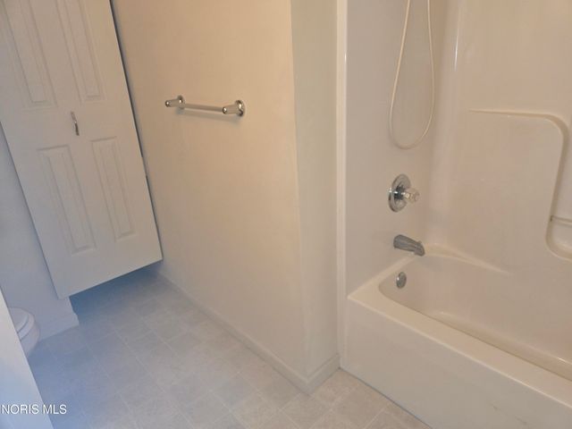 7871 Timbers Edge, Waterville, OH 43566