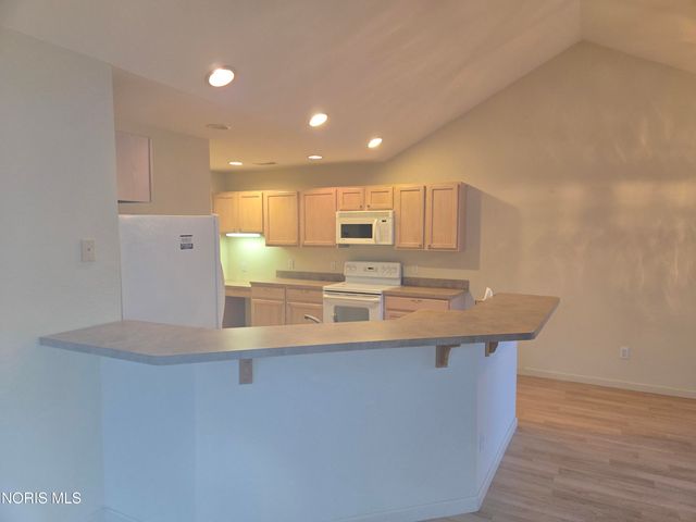 7871 Timbers Edge, Waterville, OH 43566