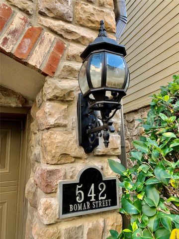 542 Bomar Street, Houston, TX 77006