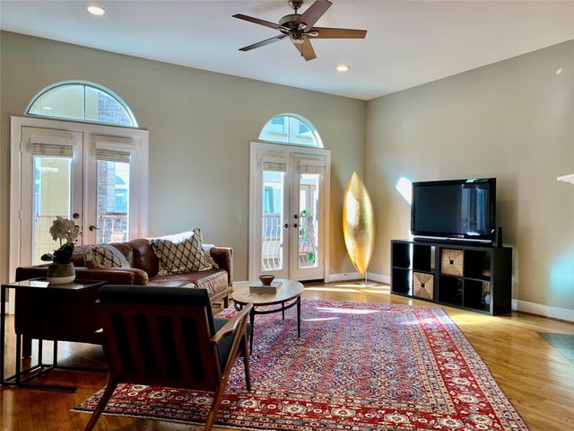 542 Bomar Street, Houston, TX 77006