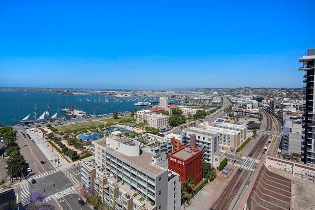 1388 Kettner Blvd 2002, San Diego, CA 92101