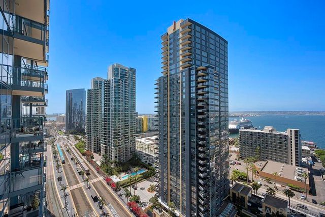 1388 Kettner Blvd 2002, San Diego, CA 92101