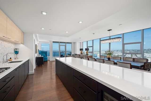 1388 Kettner Blvd 2002, San Diego, CA 92101