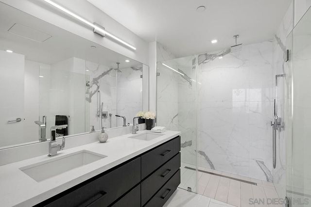 1388 Kettner Blvd 2002, San Diego, CA 92101