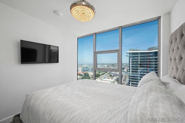 1388 Kettner Blvd 2002, San Diego, CA 92101