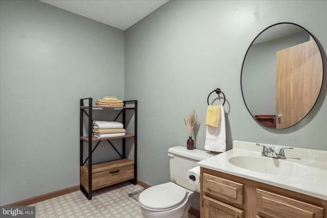 40 TECUMSEH TRL, Hedgesville, WV 25427