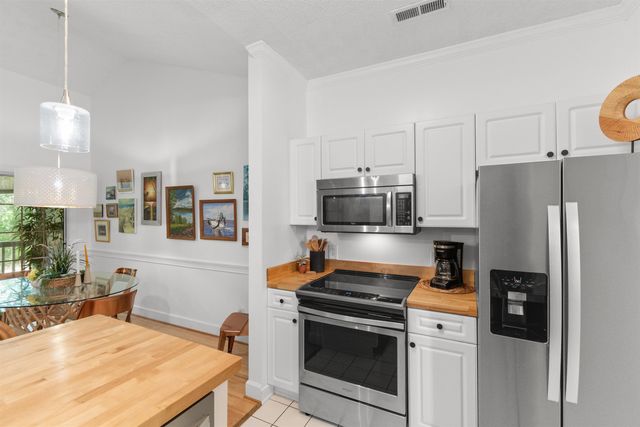 694 Riverwalk Dr Unit 302, Myrtle Beach, SC 29579