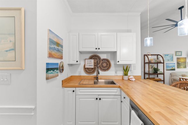 694 Riverwalk Dr Unit 302, Myrtle Beach, SC 29579