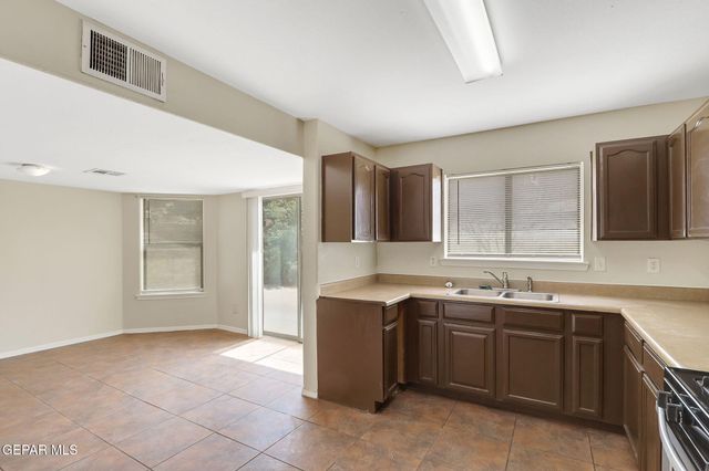 14140 TIERRA DELFIN Drive, El Paso, TX 79938
