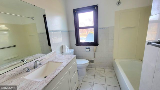 2078 Diffley Road, Eagan, MN 55122