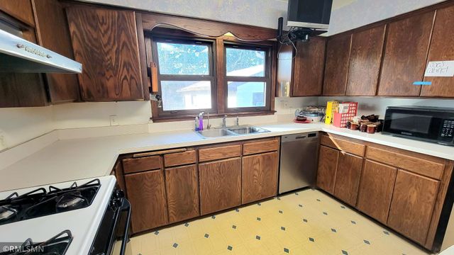 2078 Diffley Road, Eagan, MN 55122