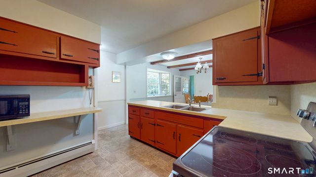 3 Stone Court, Ledyard, CT 06335
