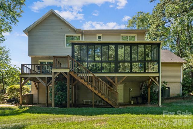 7935 Altacrest Drive, Concord, NC 28027