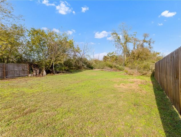 1610 Una Avenue, Bryan, TX 77803