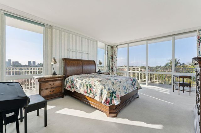 100 Royal Palm Way G5, Palm Beach, FL 33480