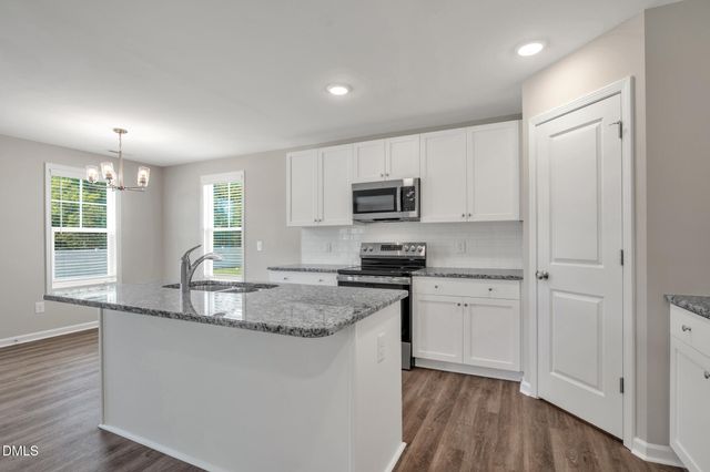 17 W Emily Gardens Drive, Selma, NC 27576