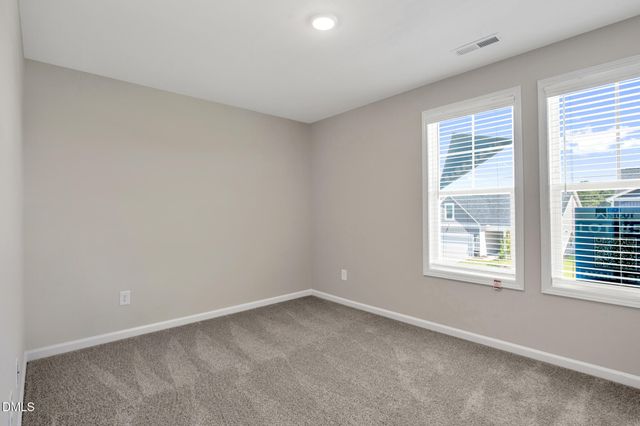 17 W Emily Gardens Drive, Selma, NC 27576
