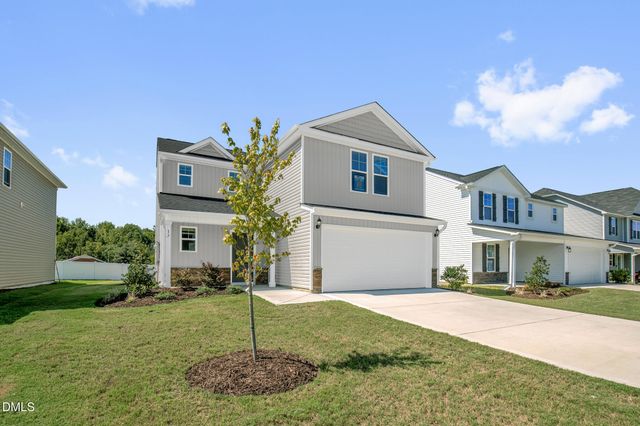 17 W Emily Gardens Drive, Selma, NC 27576