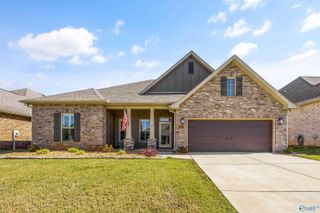 111 Kinslee Leann Court, Meridianville, AL 35759