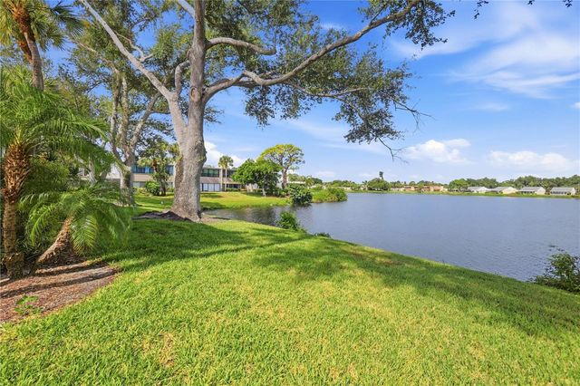 307 TIMBERLAKE DRIVE 307, Bradenton, FL 34210