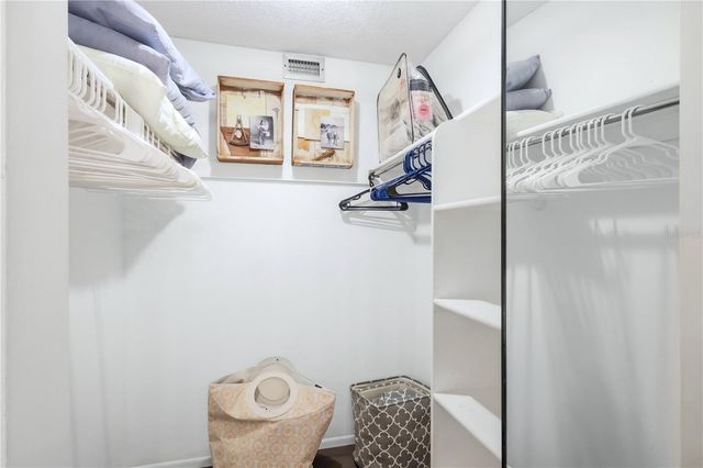 307 TIMBERLAKE DRIVE 307, Bradenton, FL 34210