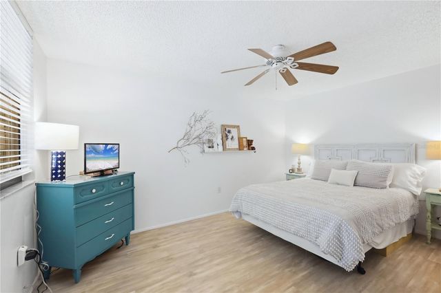 307 TIMBERLAKE DRIVE 307, Bradenton, FL 34210