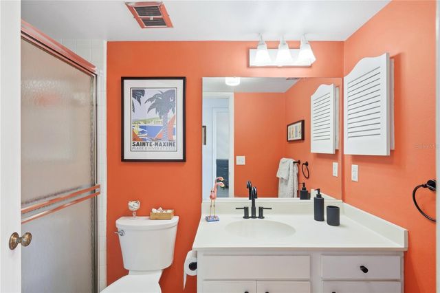 307 TIMBERLAKE DRIVE 307, Bradenton, FL 34210