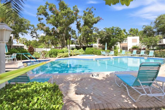 307 TIMBERLAKE DRIVE 307, Bradenton, FL 34210
