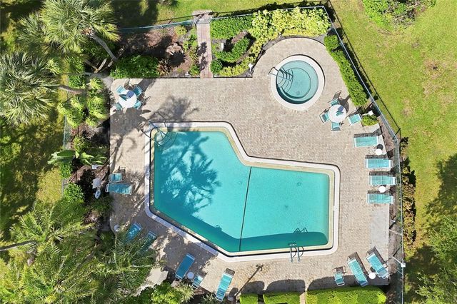 307 TIMBERLAKE DRIVE 307, Bradenton, FL 34210