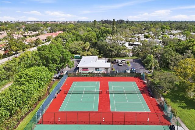 307 TIMBERLAKE DRIVE 307, Bradenton, FL 34210