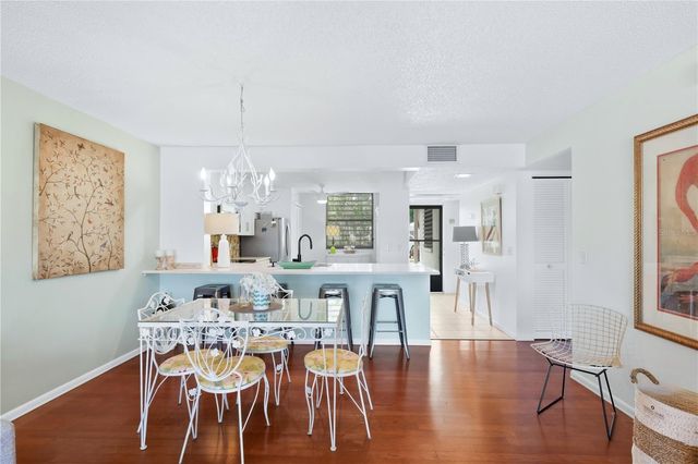 307 TIMBERLAKE DRIVE 307, Bradenton, FL 34210