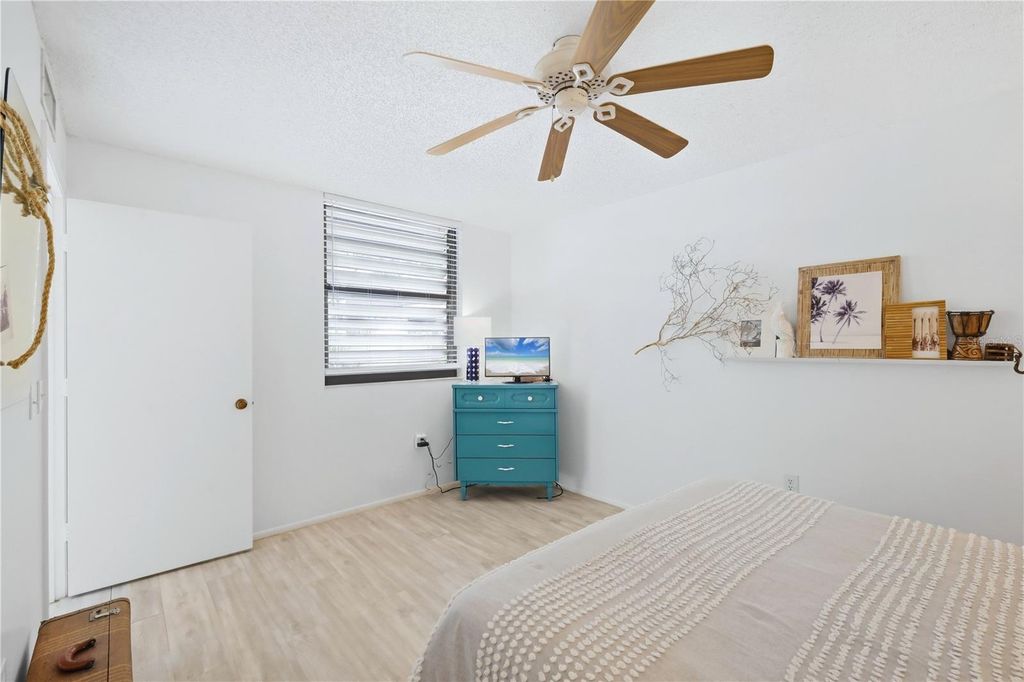 Image 28 of property listing at 307 TIMBERLAKE DRIVE 307, Bradenton, FL 34210