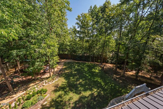 6 St James Place, Chapel Hill, NC 27514