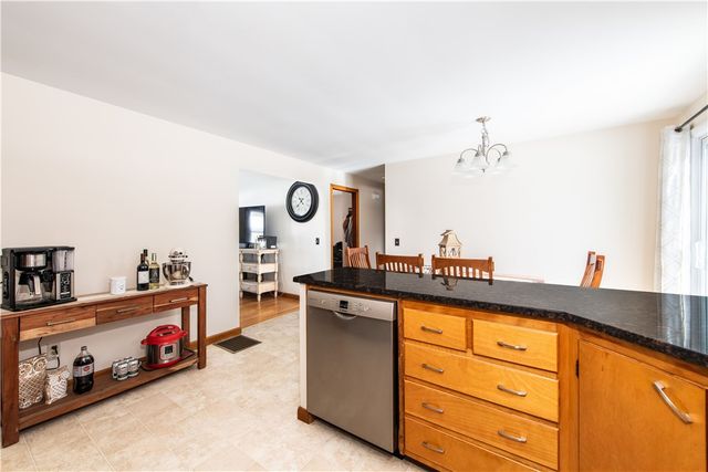 24 Linwood Drive Drive, Coventry, RI 02816