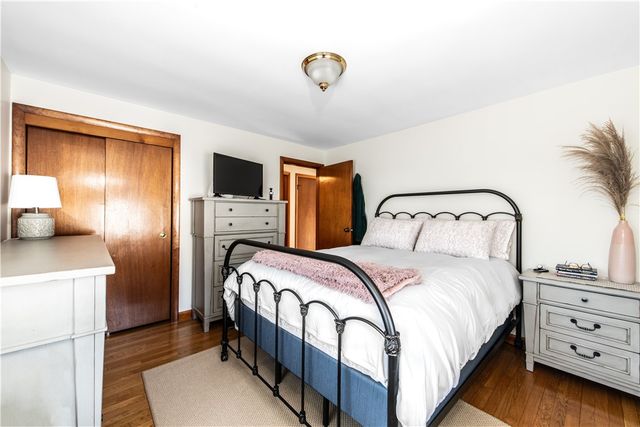 24 Linwood Drive Drive, Coventry, RI 02816