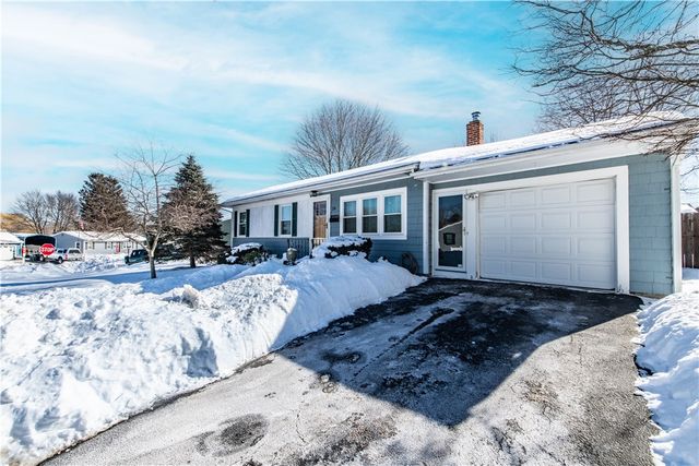 24 Linwood Drive Drive, Coventry, RI 02816