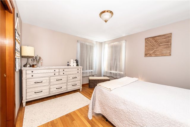 24 Linwood Drive Drive, Coventry, RI 02816