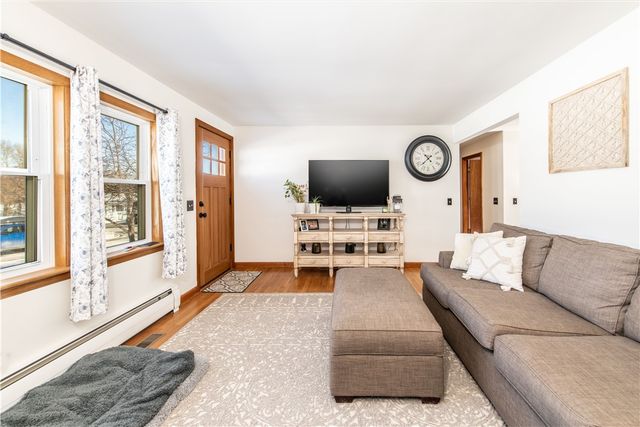 24 Linwood Drive Drive, Coventry, RI 02816