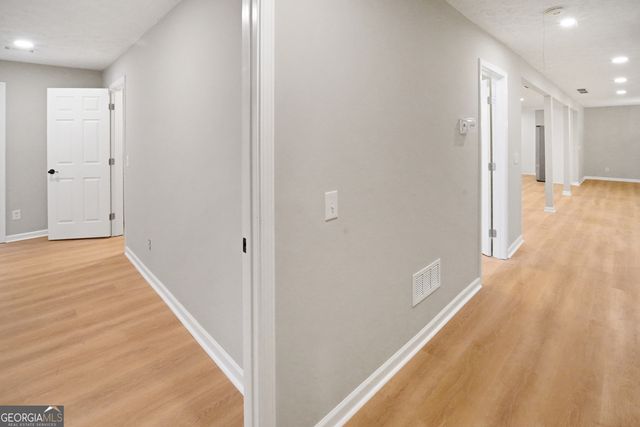 8033 Aloha Drive, Jonesboro, GA 30236