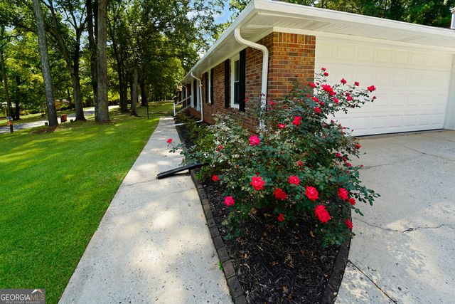 8033 Aloha Drive, Jonesboro, GA 30236