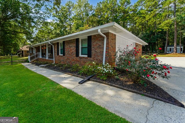 8033 Aloha Drive, Jonesboro, GA 30236